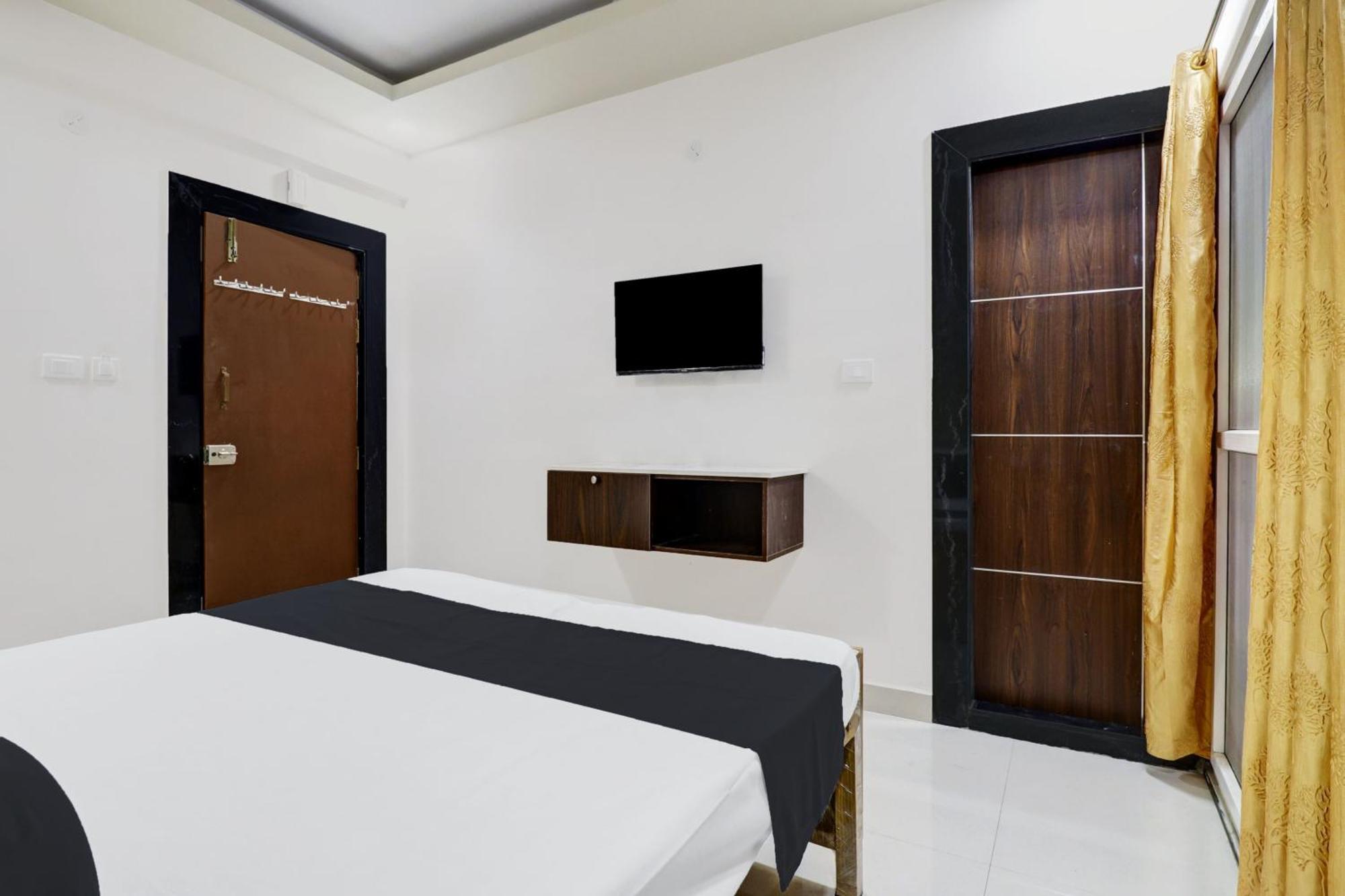 Super Hotel O Sri Harshitha Grand Near Zudio - Star Bazaar, Kundalhalli Gate Bangalore Dış mekan fotoğraf