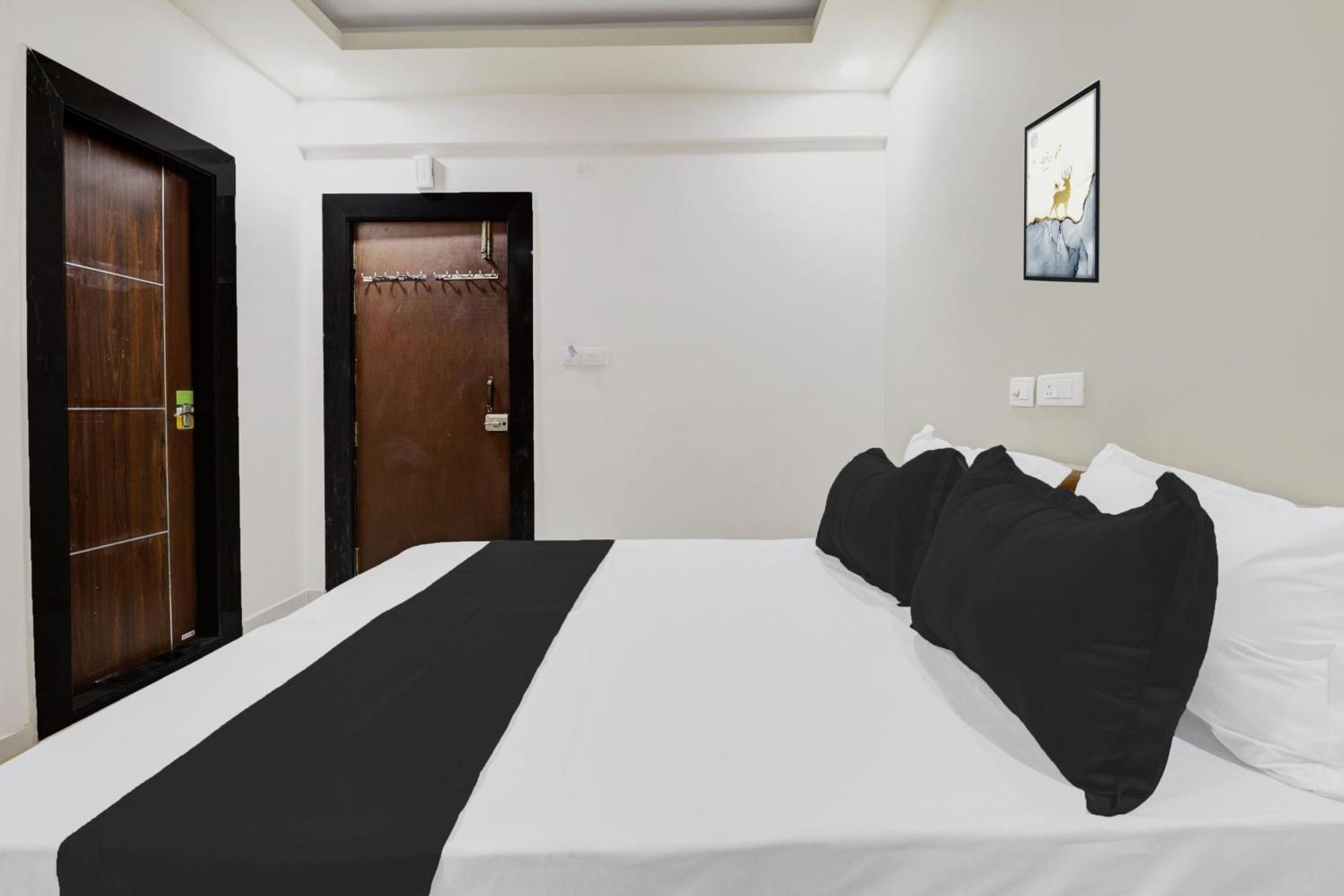 Super Hotel O Sri Harshitha Grand Near Zudio - Star Bazaar, Kundalhalli Gate Bangalore Dış mekan fotoğraf