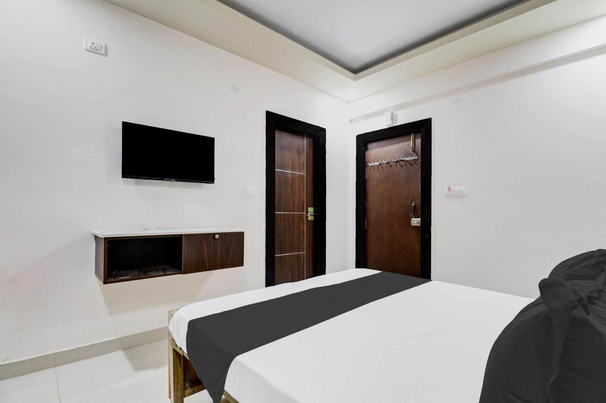 Super Hotel O Sri Harshitha Grand Near Zudio - Star Bazaar, Kundalhalli Gate Bangalore Dış mekan fotoğraf